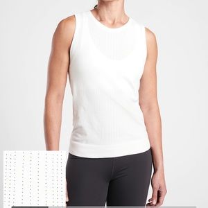 Athleta in motion tank